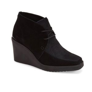 Donald J. Pliner black Dakota wedged booties